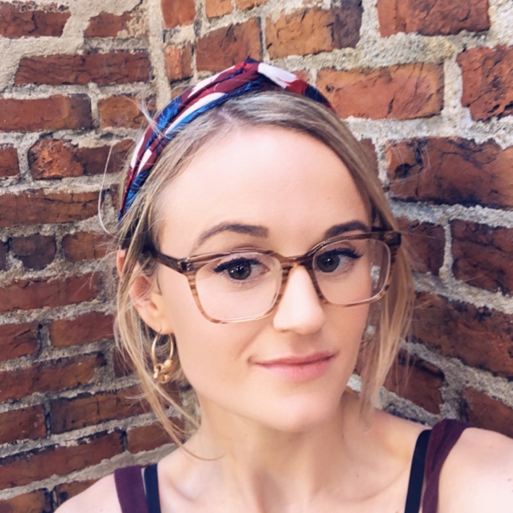 Meet your Posher, Rhea